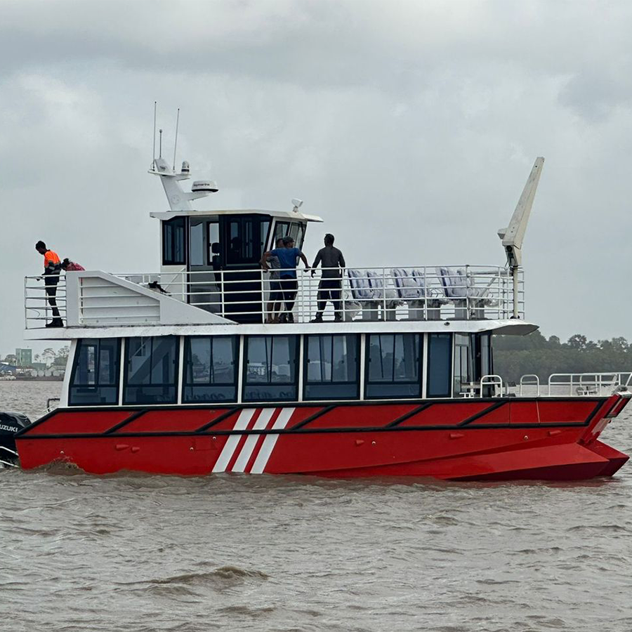 Gu&iacute;a de compra de ferries de pasajeros: capacidad, distancia de ruta, tipo de casco y distribuci&oacute;n